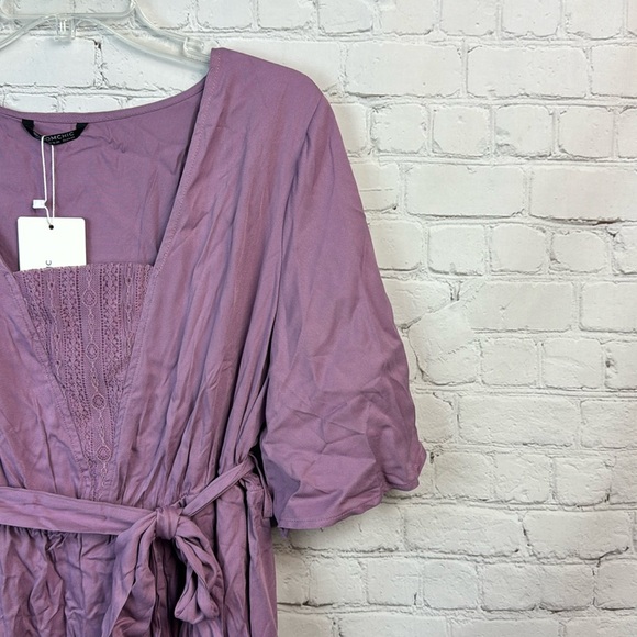 BloomChic Lavender Lace Front Ruffle Pocket Dress Plus Size 1X - Picture 3 of 6